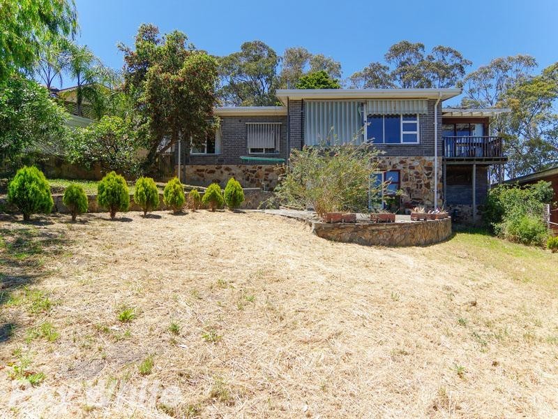 74 Gloucester Avenue, Belair SA 5052