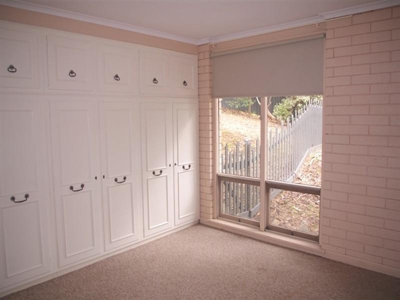 14 Winns Road, Coromandel Valley SA 5051