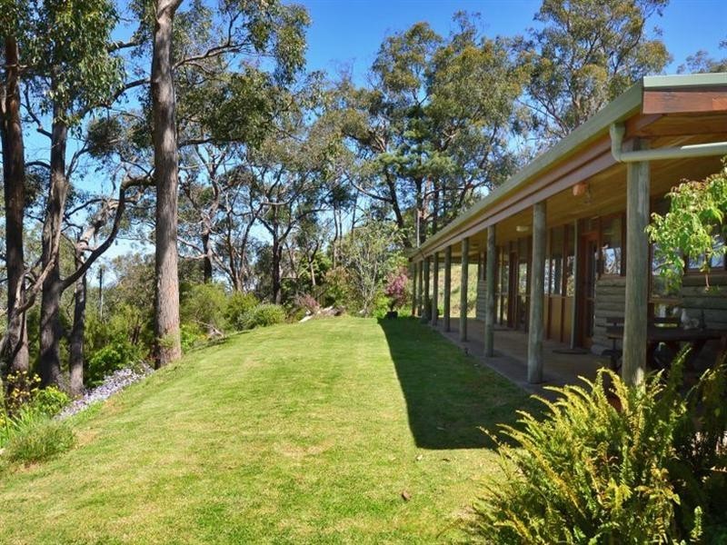 10 Highwood Grove, Upper Sturt SA 5156