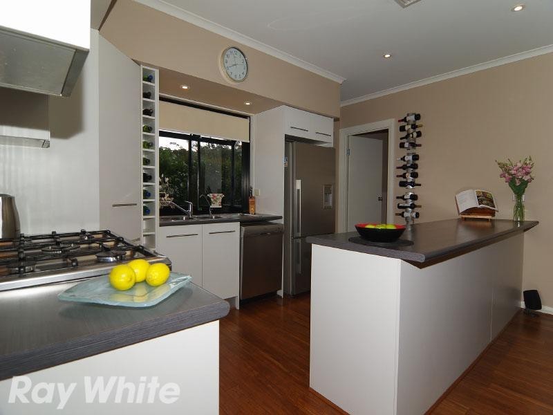 17 heather Drive, Coromandel Valley SA 5051