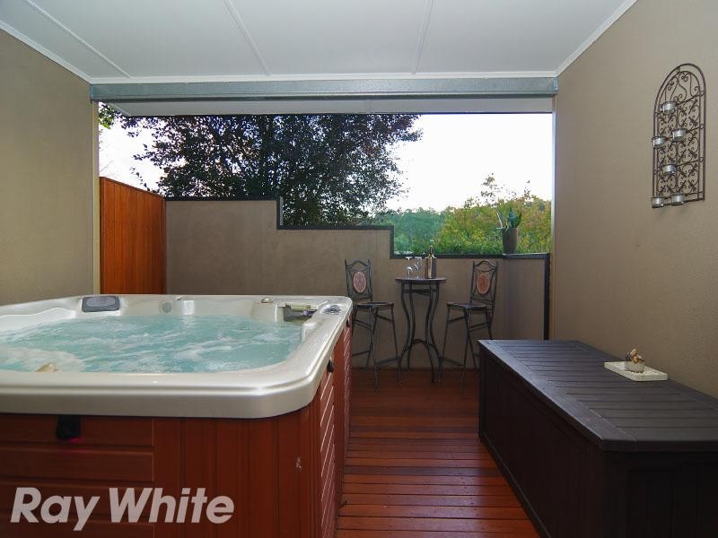 17 heather Drive, Coromandel Valley SA 5051
