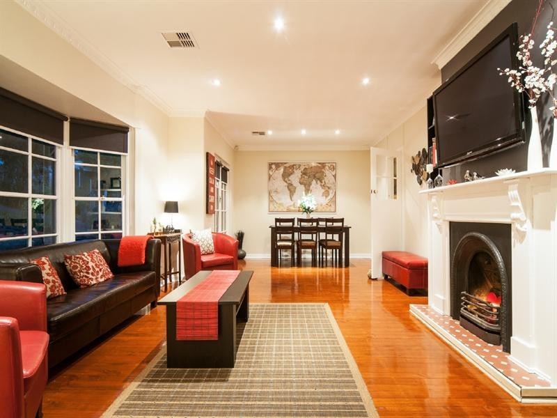 7 Pine Grove, Belair SA 5052