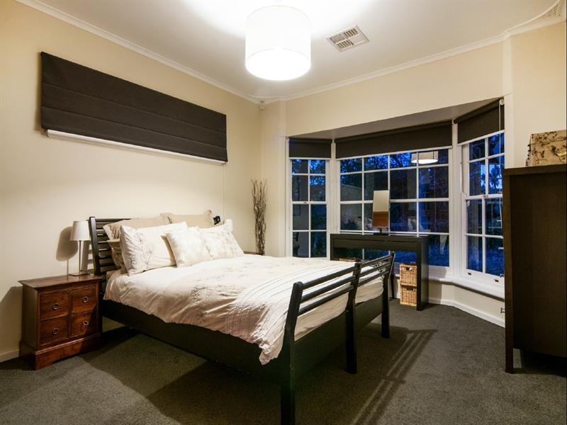 7 Pine Grove, Belair SA 5052