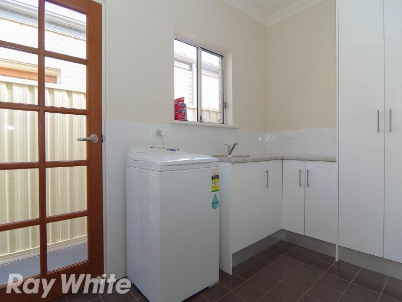 6 Doradilla Avenue, Seacombe Gardens SA 5047