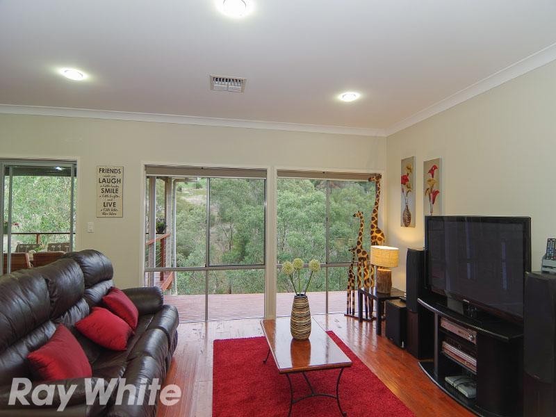 16 Salvador Street, Flagstaff Hill SA 5159