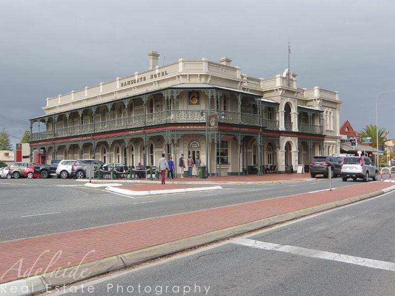 116 Seaview Road, Henley Beach South SA 5022