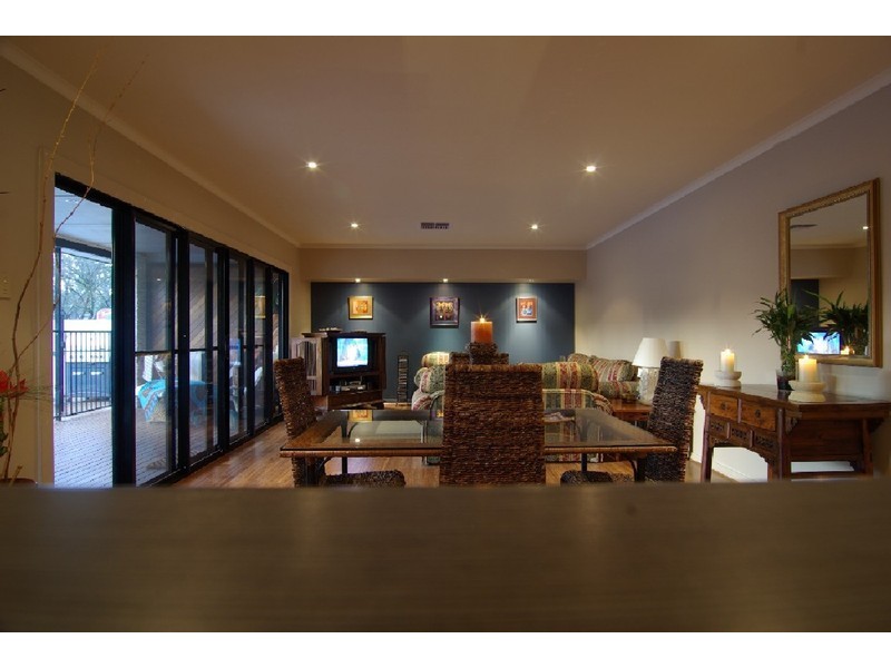 17 Heather Drive, Coromandel Valley SA 5051