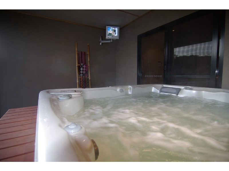 17 Heather Drive, Coromandel Valley SA 5051