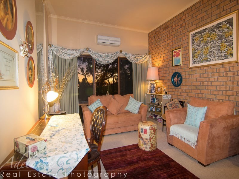 1 Randell Court, Belair SA 5052