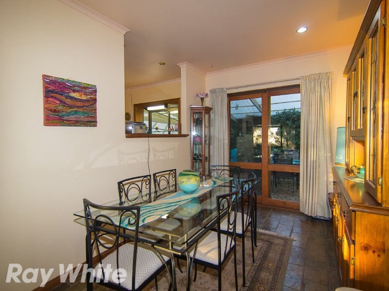 1 Randell Court, Belair SA 5052