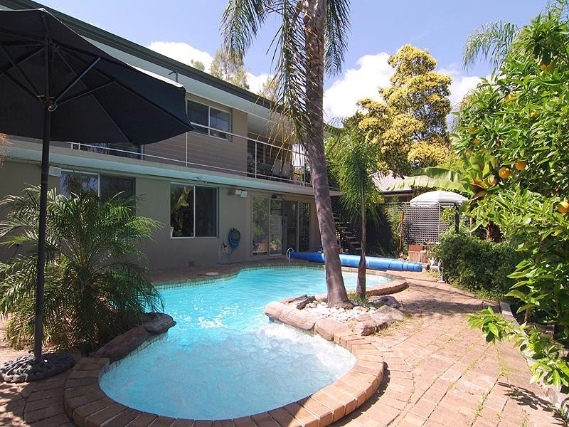 4 St Georges Terrace, Bellevue Heights SA 5050