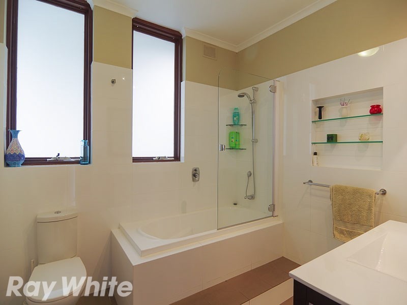 11 Douglas Street, Eden Hills SA 5050