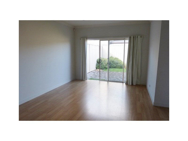 16A Kingston Avenue, Seacombe Gardens SA 5047