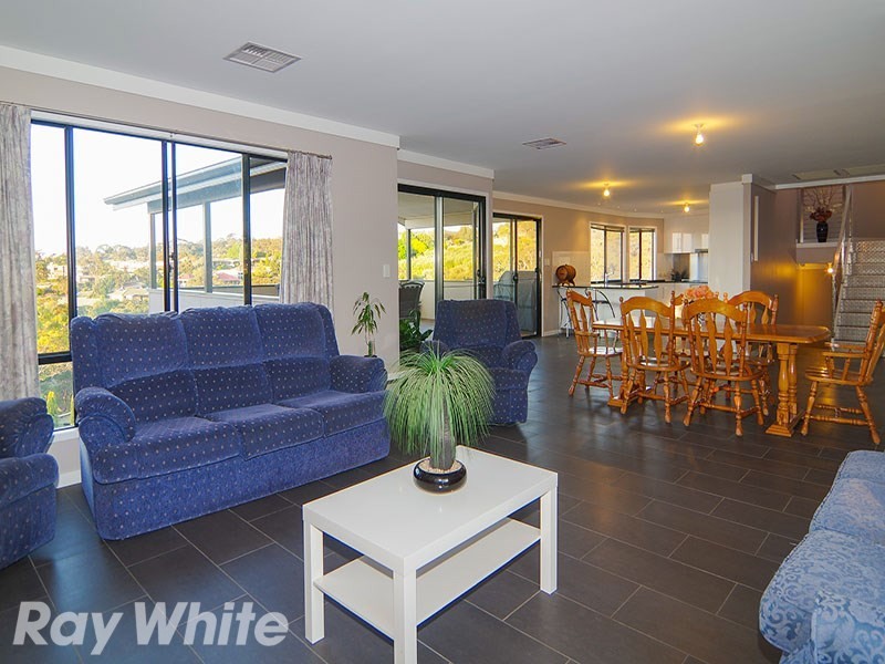 15 Humber Court, Happy Valley SA 5159