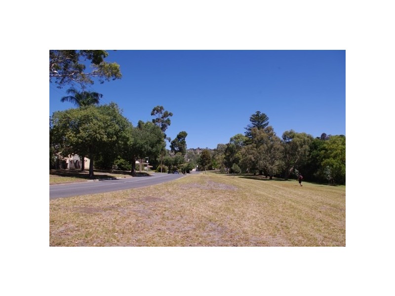 19/5A Riverside Drive, Bedford Park SA 5042