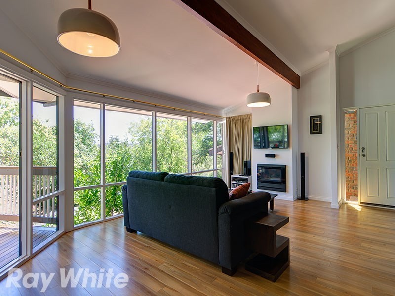 9 Crowsnest Court, Coromandel Valley SA 5051