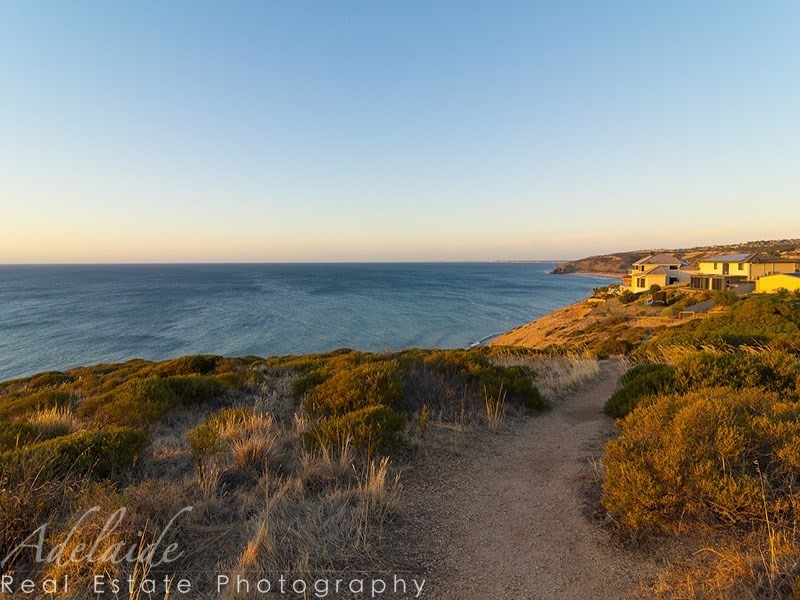 13 Petrel Close, Hallett Cove SA 5158