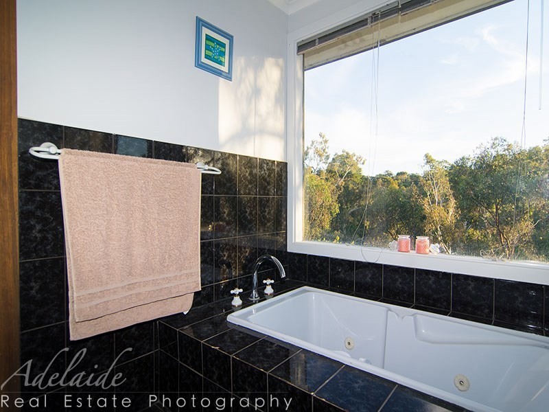 8 Sylvia Court, Coromandel Valley SA 5051