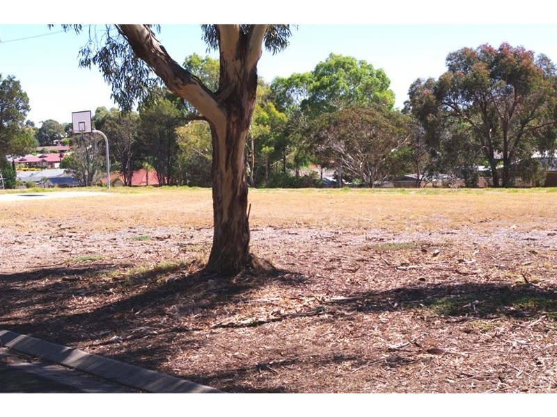 22 Summerford Road, Aberfoyle Park SA 5159