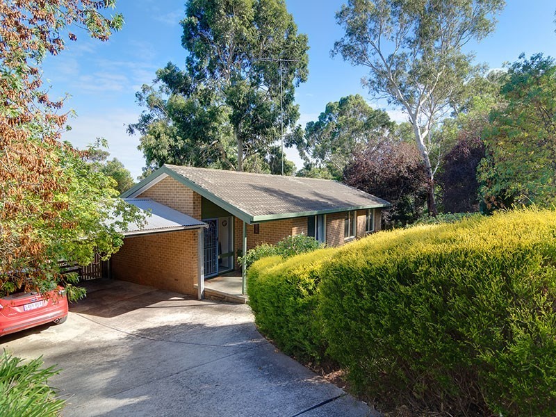 2 Norman Court, Coromandel Valley SA 5051