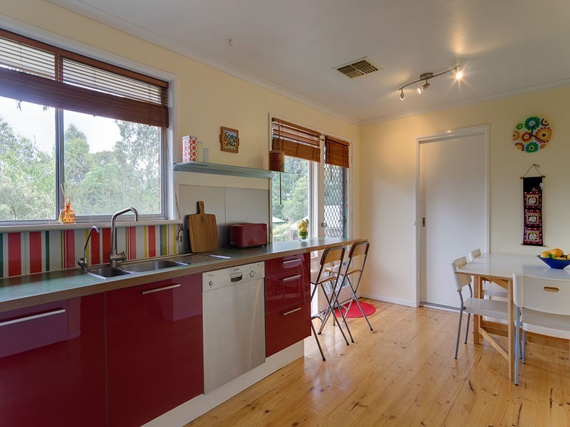 2 Norman Court, Coromandel Valley SA 5051