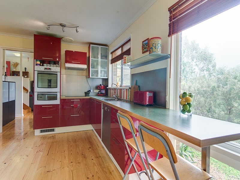 2 Norman Court, Coromandel Valley SA 5051