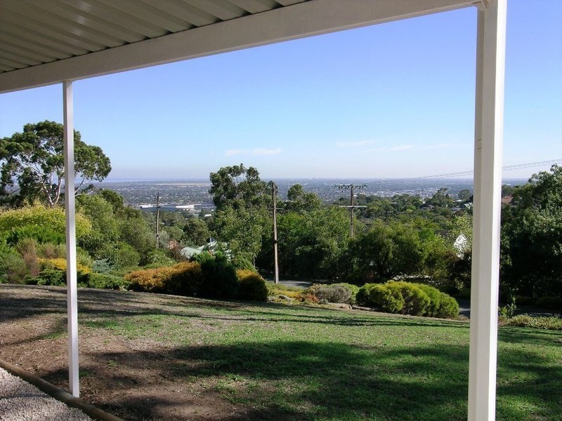 44 Ridgehaven Drive, Bellevue Heights SA 5050