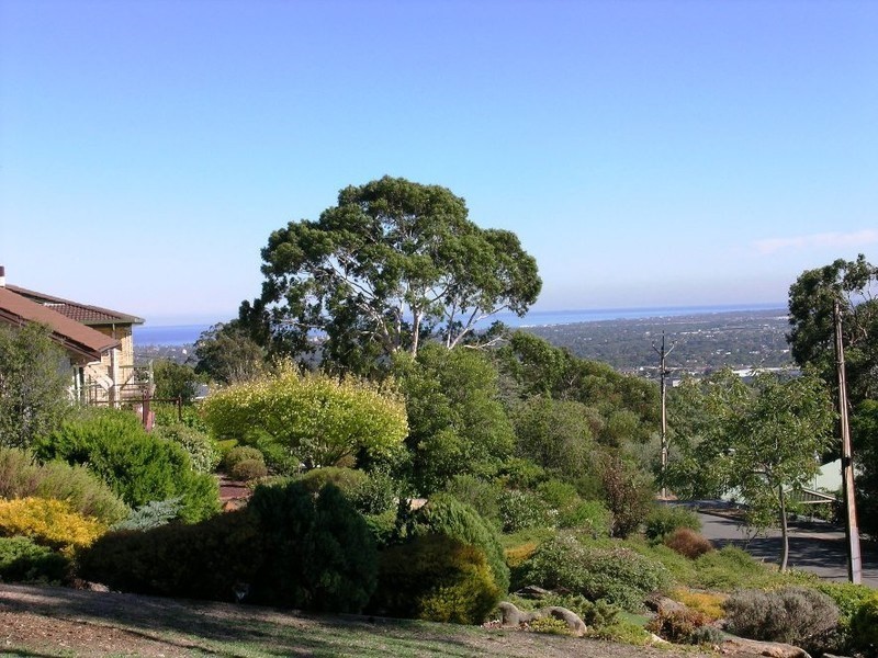 44 Ridgehaven Drive, Bellevue Heights SA 5050