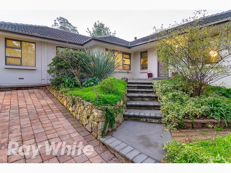 182 Coromandel Parade, Coromandel Valley SA 5051