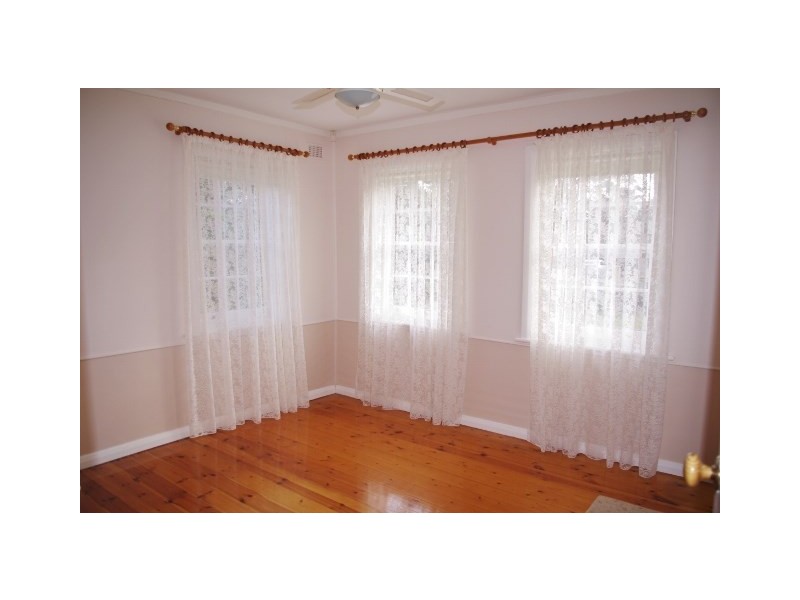 4 Hill Road, Eden Hills SA 5050