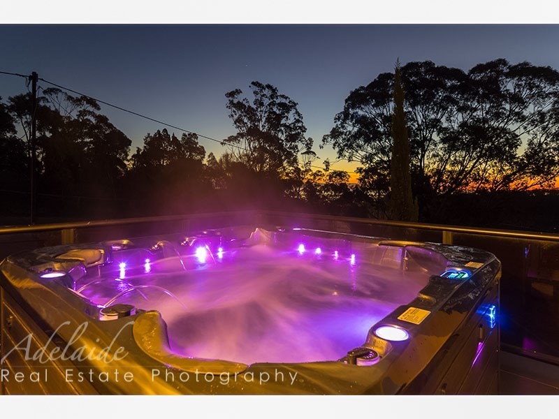 8 Baeckea Place, Eden Hills SA 5050