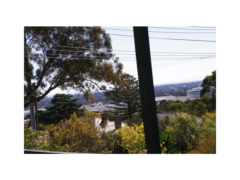 16 Hillcrest Drive, Eden Hills SA 5050