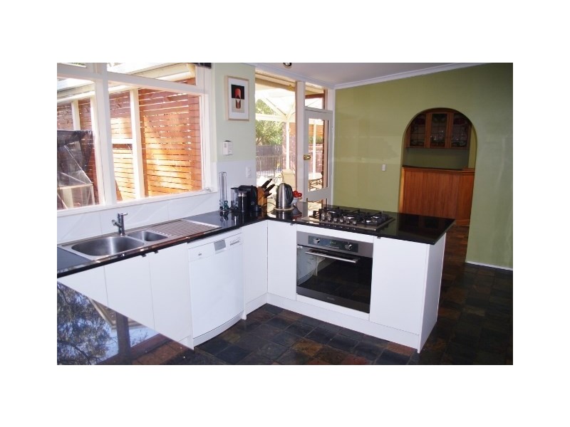 10 Greenock Road, Hawthorndene SA 5051