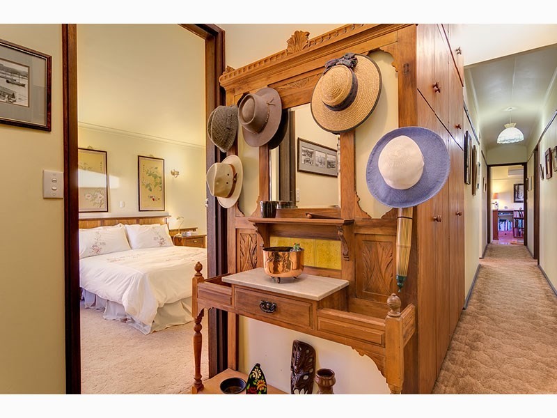 17 Ellis Avenue, Eden Hills SA 5050