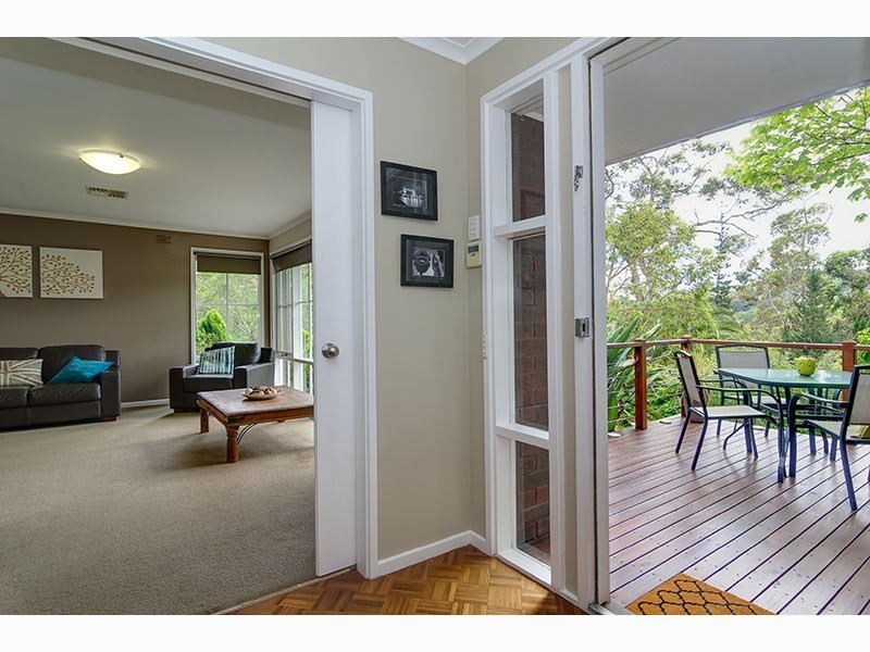 14 Boronia Avenue, Coromandel Valley SA 5051