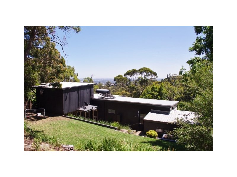 11 Winding Way, Belair SA 5052