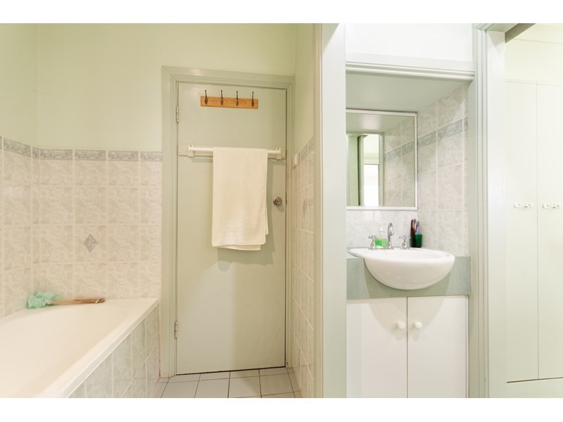 3 Eden Avenue, Bellevue Heights SA 5050