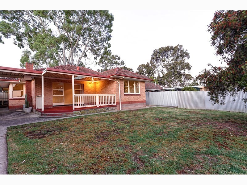 12 Jarrad Road, Happy Valley SA 5159