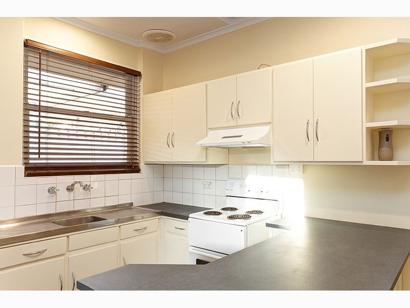 12 Jarrad Road, Happy Valley SA 5159