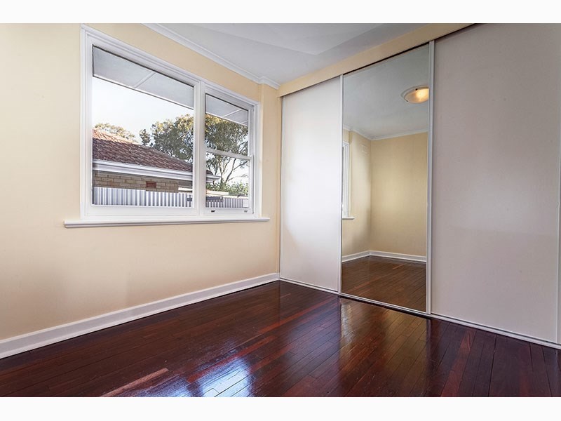 12 Jarrad Road, Happy Valley SA 5159