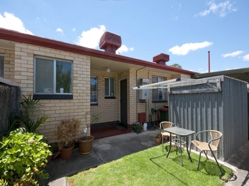 2/8 Farne Terrace, Marion SA 5043