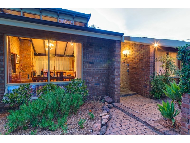 9 Goldsack Avenue, Coromandel Valley SA 5051