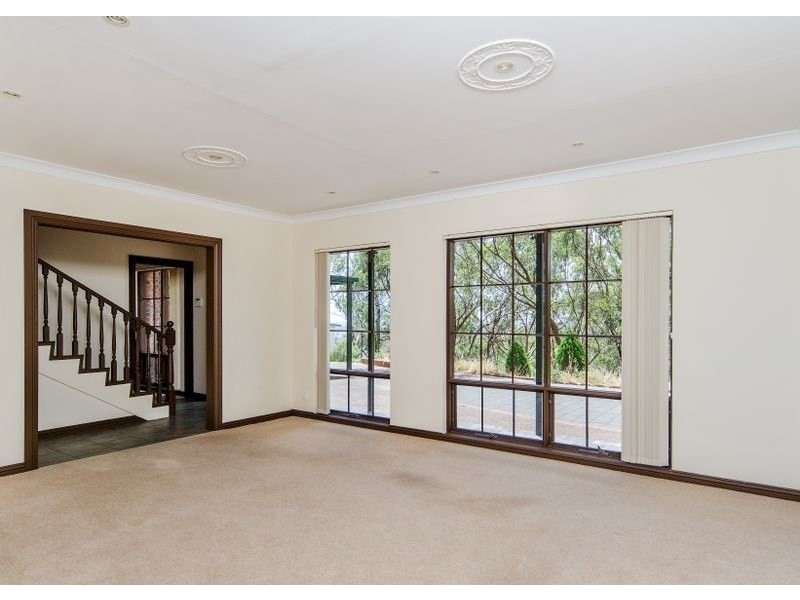 12 Hare Crescent, Panorama SA 5041