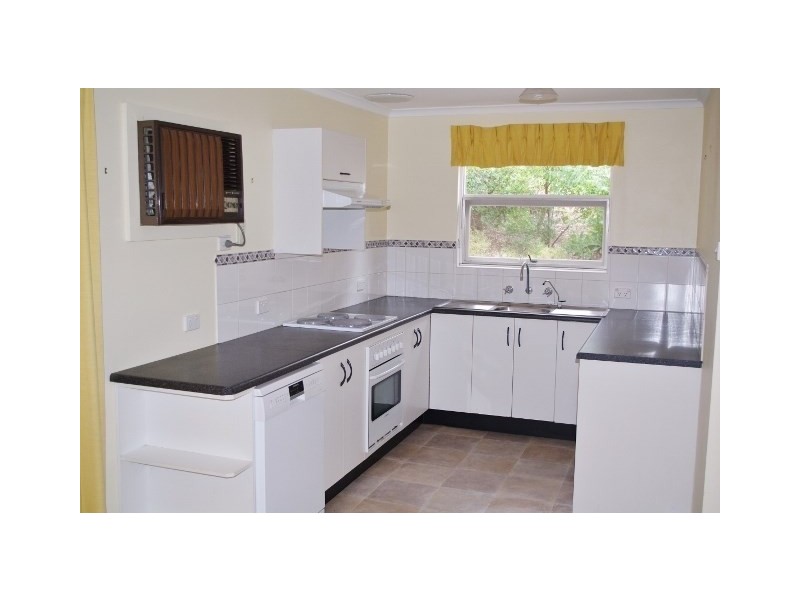 9 Neville Street, Coromandel Valley SA 5051