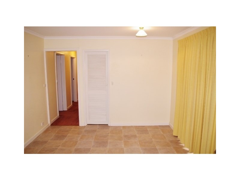 9 Neville Street, Coromandel Valley SA 5051