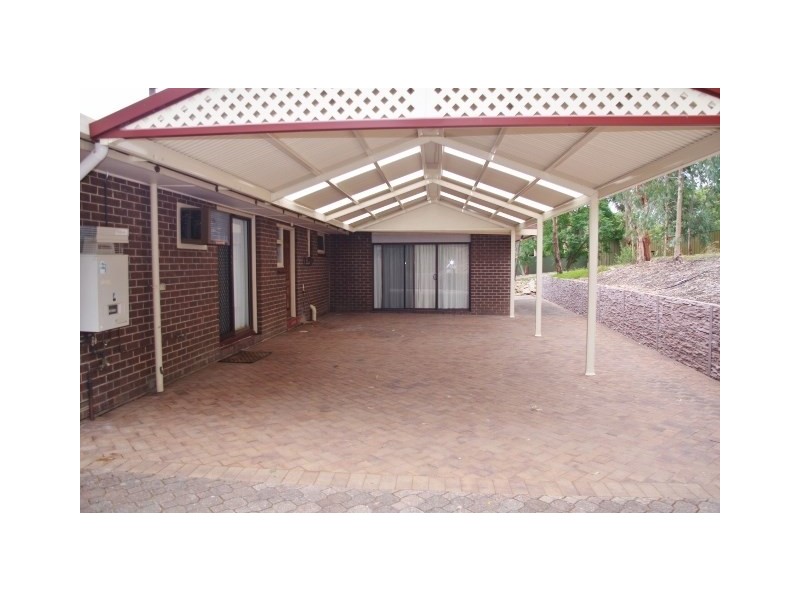 9 Neville Street, Coromandel Valley SA 5051