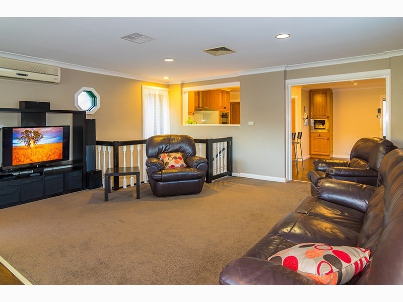 5 Goldsack Avenue, Coromandel Valley SA 5051
