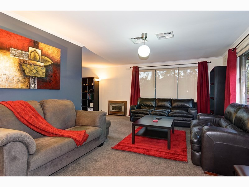 5 Goldsack Avenue, Coromandel Valley SA 5051