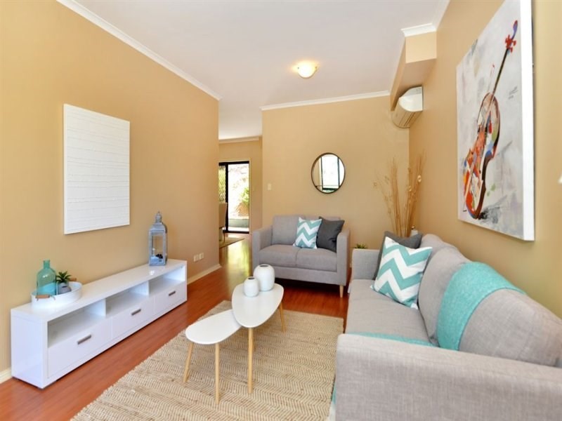 18 Meadowvale Road, Coromandel Valley SA 5051