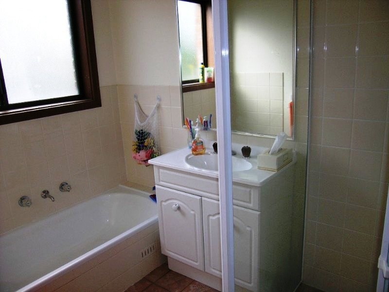 32 Mill Terrace, Eden Hills SA 5050